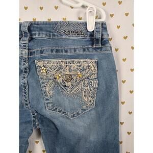 Miss Me Women's Blue Jeans with Embellished Pocket Size 30 Like New!